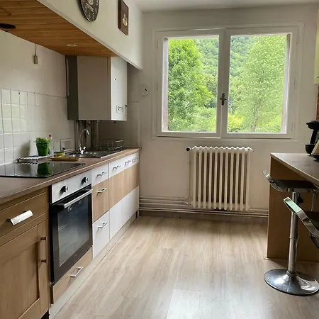 Cozy Mountain View 3-bedroom Pyrenees Appartement *