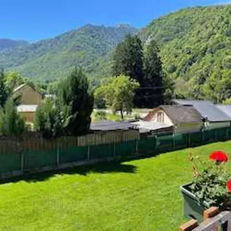 Cozy Mountain View 3-bedroom Pyrenees * Saint-Beat