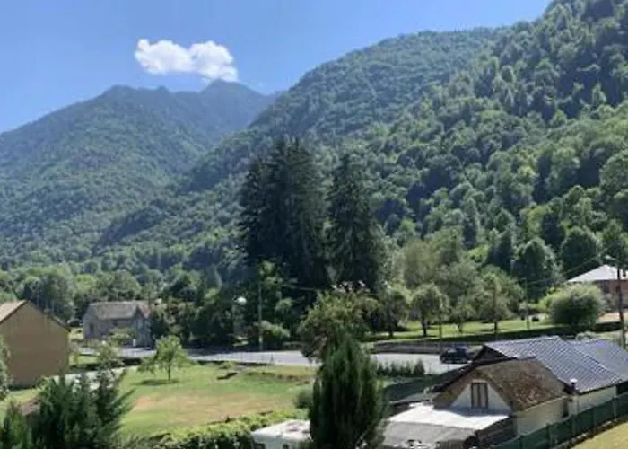 Cozy Mountain View 3-bedroom Pyrenees * Saint-Béat