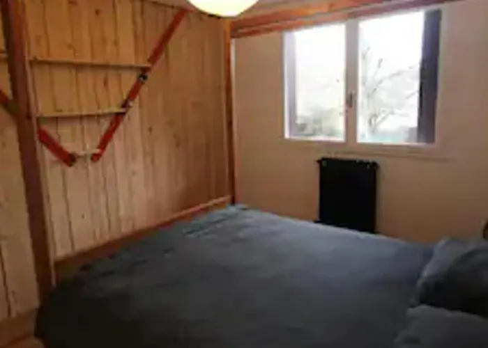 Cozy Mountain View 3-bedroom Pyrenees Apartment Saint-Béat