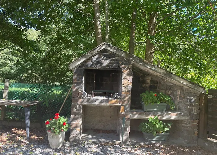 Cozy Mountain View 3-bedroom Pyrenees * Saint-Béat